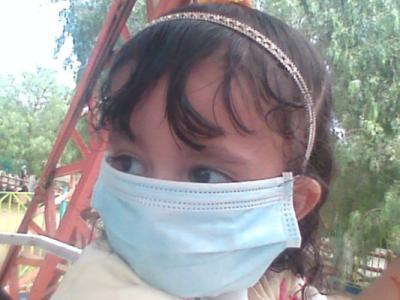 Almotamar Net - Ministry of Public Health and Population ordered on Tuesday to close a classroom of a girl high school in the capital Sanaa after confirming an infected a girl student with H1N1 virus, known as Swine Flu.