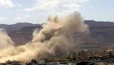 Almotamar Net - A child and a woman were shot dead by snipers of the Riyadhs hirelings in al-Jahmaliya area of Taiz province, a military official said Monday.

Another child was killed by the mercenaries bombing on Softtel area at the northern entrance of Taiz city, the official added.

The hirelings also pounded al-Madrab area in al-Wazeyah district with medium weapons and al-Amri Mount range with artillery shells. They stormed a number of houses in Althawra school neighborhood and kidnapped a number of residents.

The official pointed out that the Saudi war jets flew on the sky of al-Wazeyah, al-Amri, Thubab, al-Hunaishiya and Azzan areas in Taiz.

In Mareb province, the military official said the Saudi warplanes waged two raids on Serwah distrct
